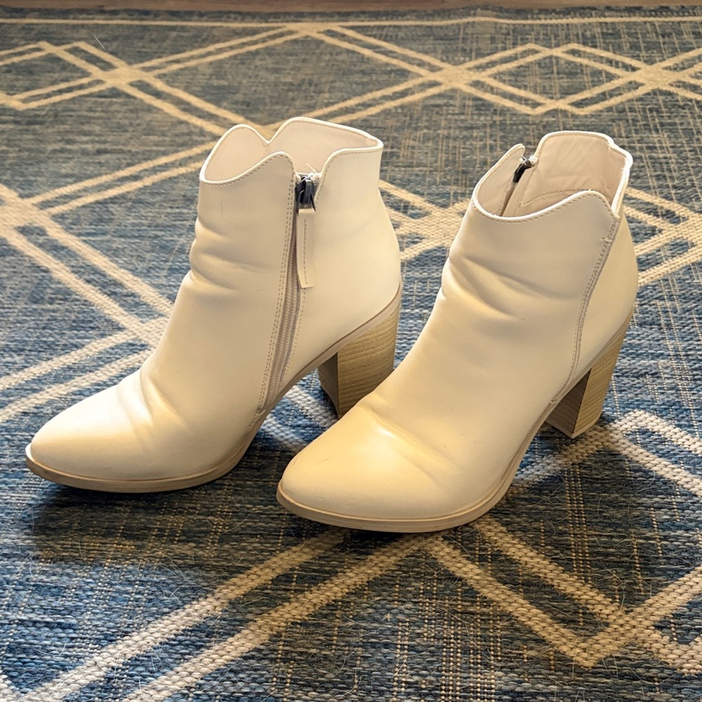 MIA White Leather-Look Ankle Booties with Stacked Heel